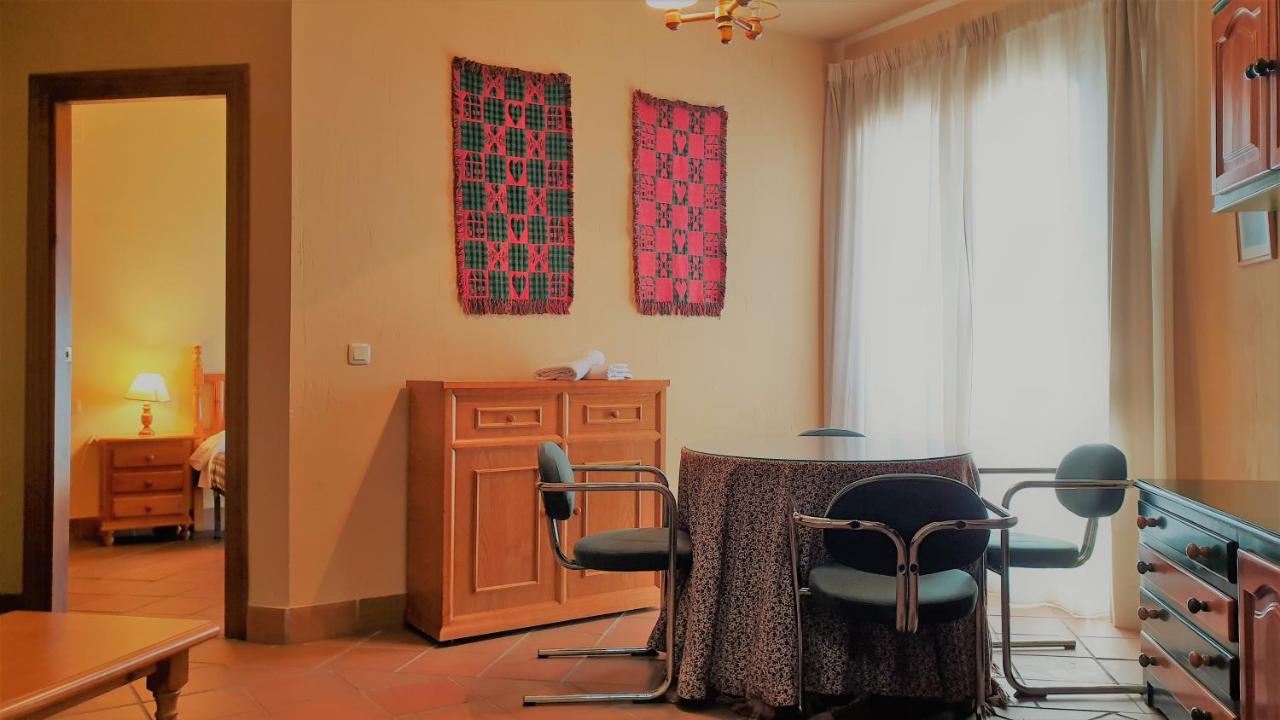 Todosierranevada Zona Baja -Plaza Principal-Junto A Los Telecabinas 塞拉内华达 外观 照片