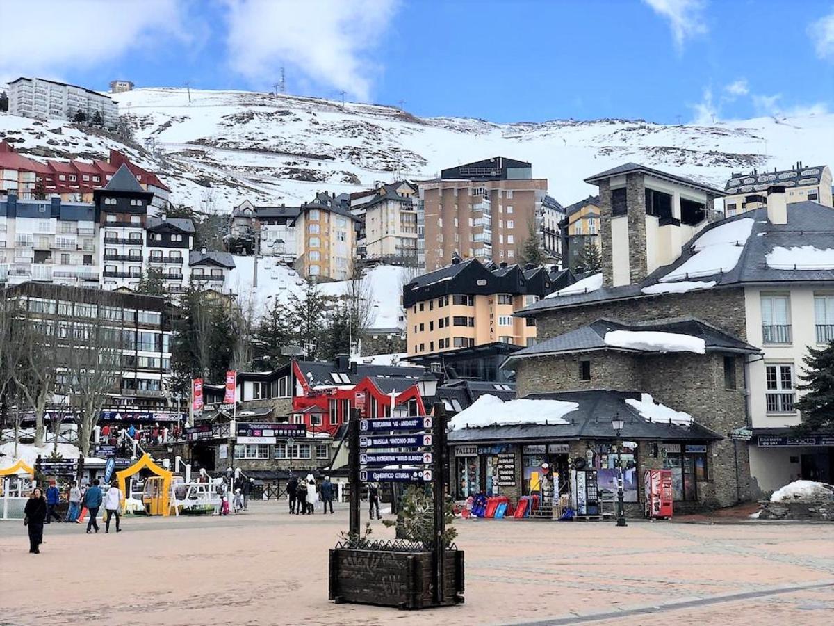 Todosierranevada Zona Baja -Plaza Principal-Junto A Los Telecabinas 塞拉内华达 外观 照片
